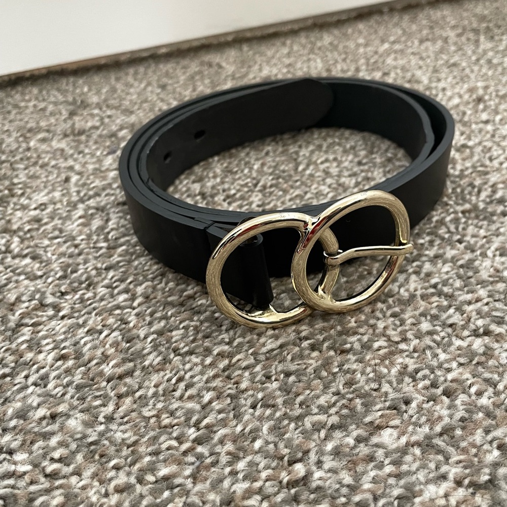 Classic Black Belt with Gold Double-Ring Buckle - Women